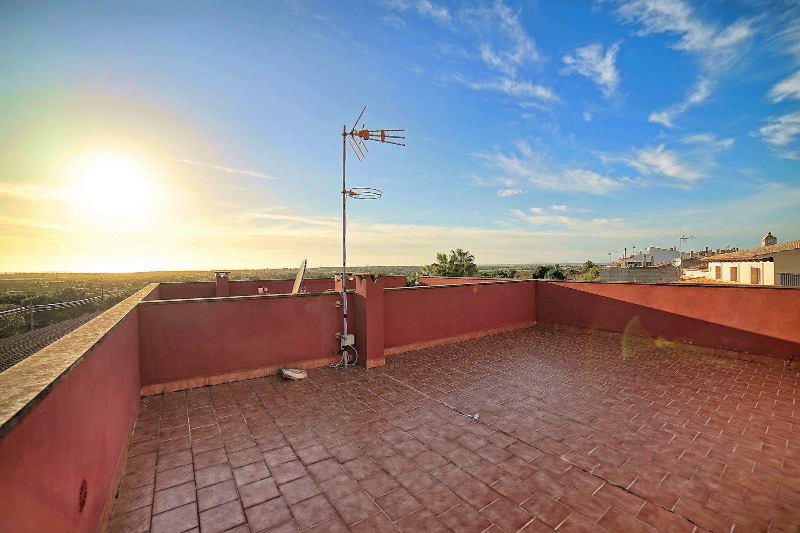 27-Villasyfincasmallorca-1.jpg Casa adosada con vistas al mar en Ses Salines, Mallorca