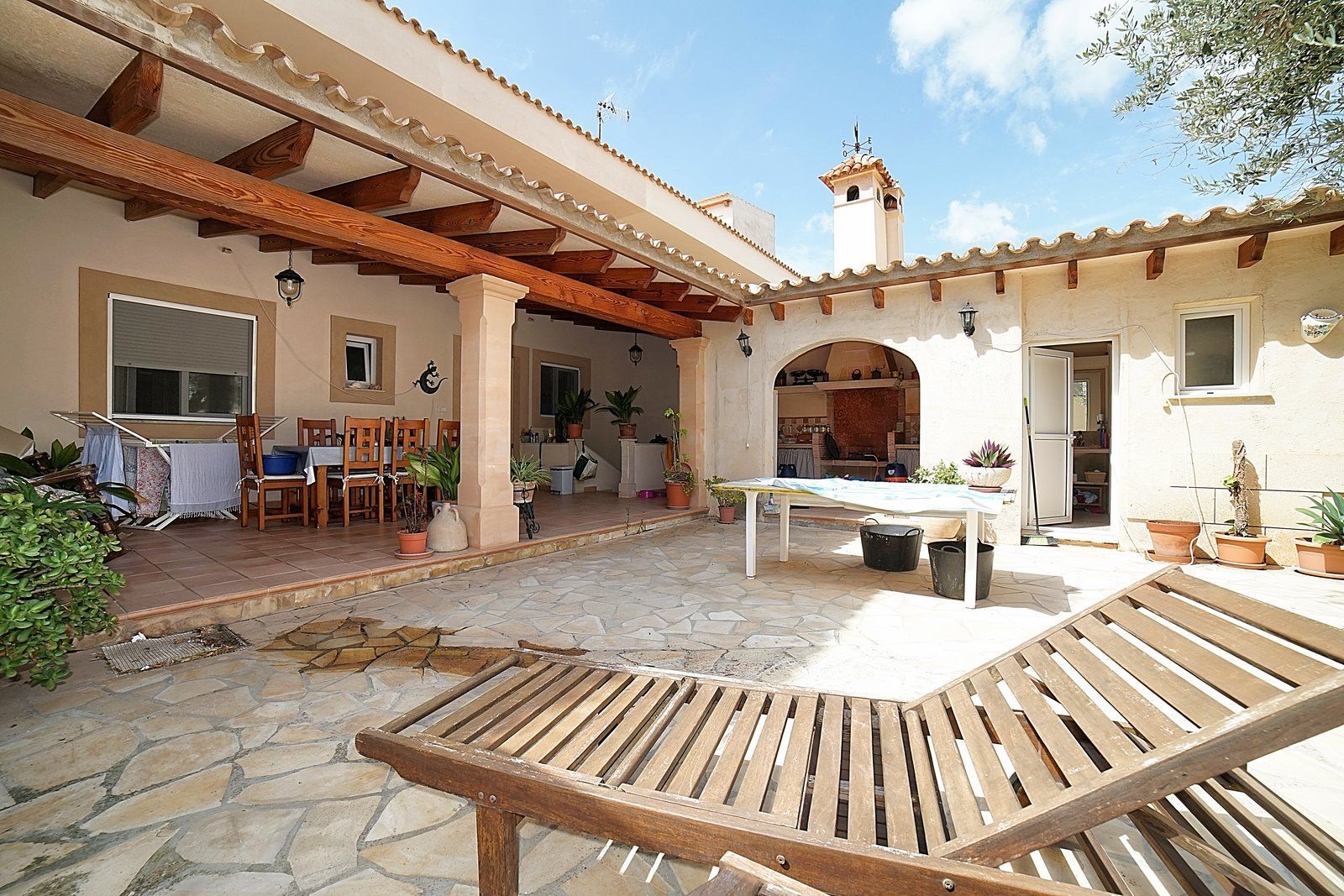 27-Villasyfincasmallorca-1.jpg Casa adosada en alquiler con gran jardín en Colonia de Sant Jordi