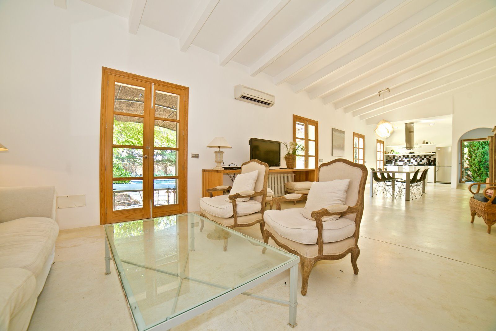 28-1166-Villasyfincasmallorca.jpg Chalet mit Pool zur Saisonmiete in Es Llombards, Südost-Mallorca
