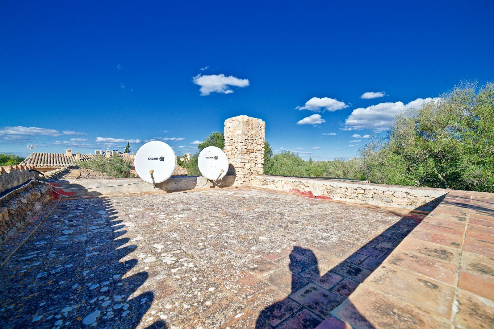 28-1180-Villasyfincasmallorca.jpg Charming Village House for Rent in Ses Salines with Garden