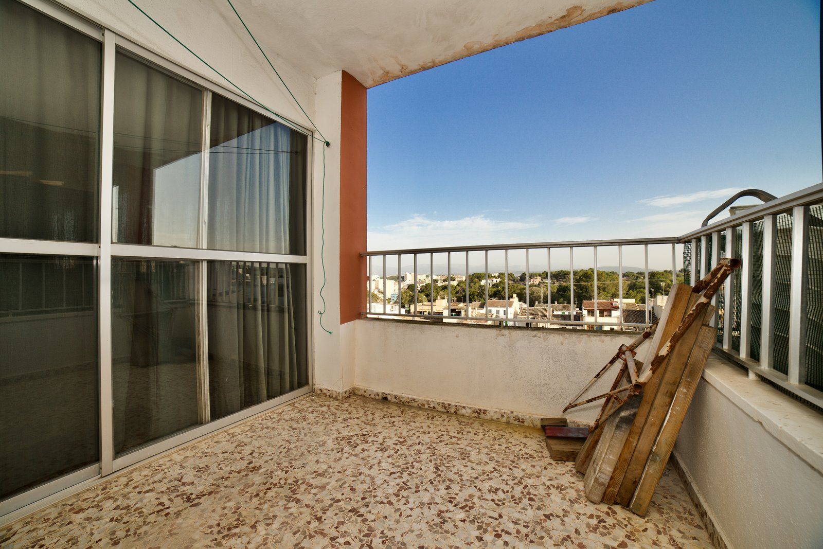 28-2042-Villasyfincasmallorca.jpeg Geräumige 3-Zimmer-Wohnung mit Bergblick nahe Strand s’Arenal
