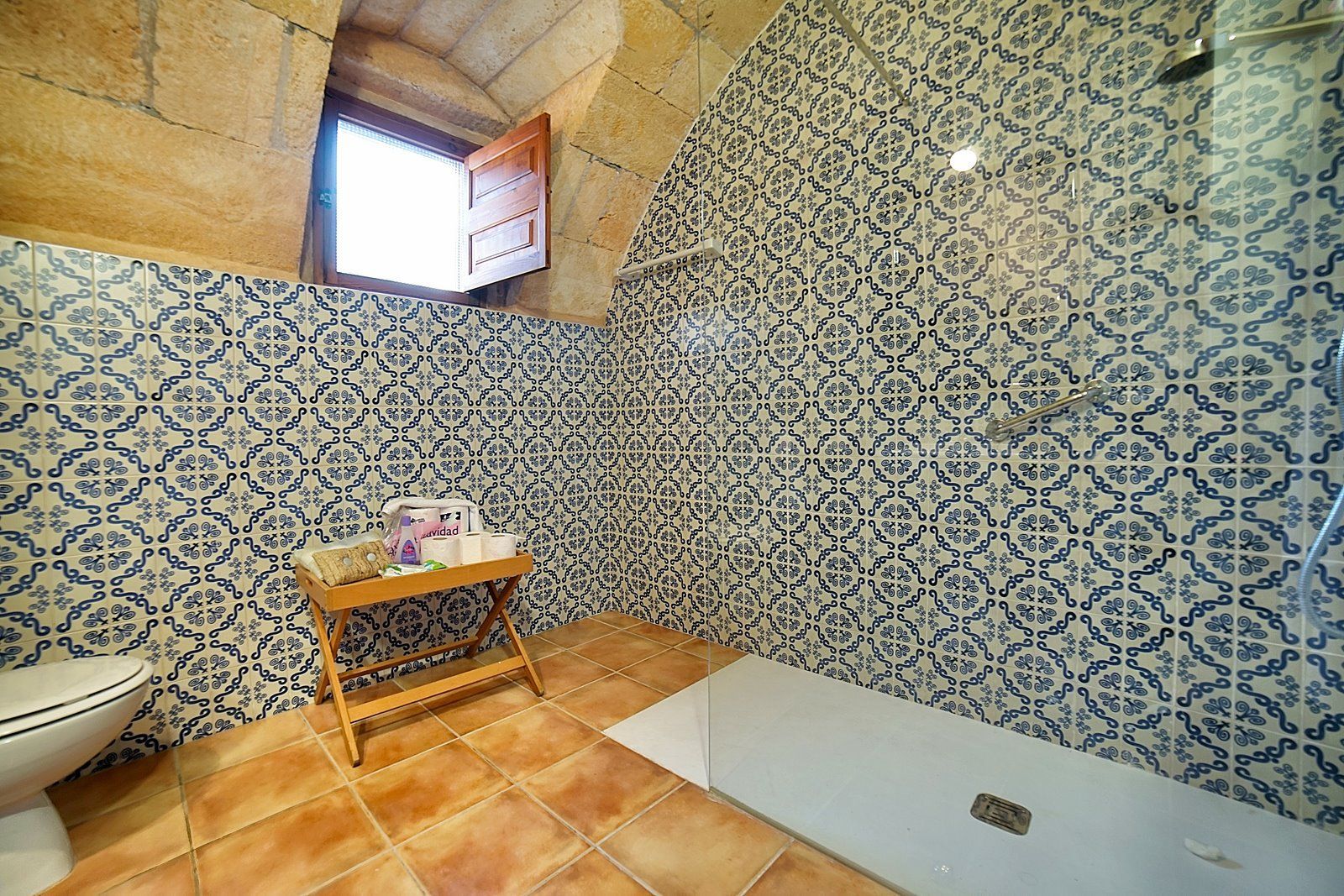 28-Villasyfincasmallorca-7.jpg Restored 17th-Century Windmill for Rent in Algaida, Mallorca