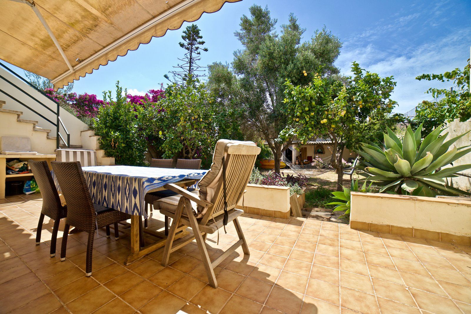 29-2005-Villasyfincasmallorca.jpg Haus mit Garten & Kamin zum Kauf in s’Estanyol, Mallorca