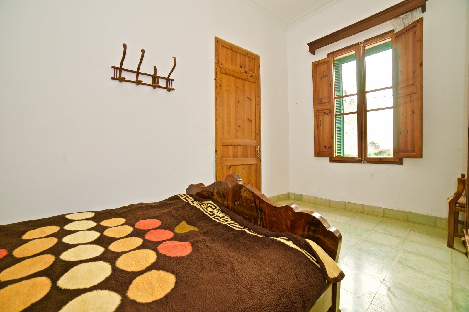 Village House for Rent in Campos with Courtyard and Terrace