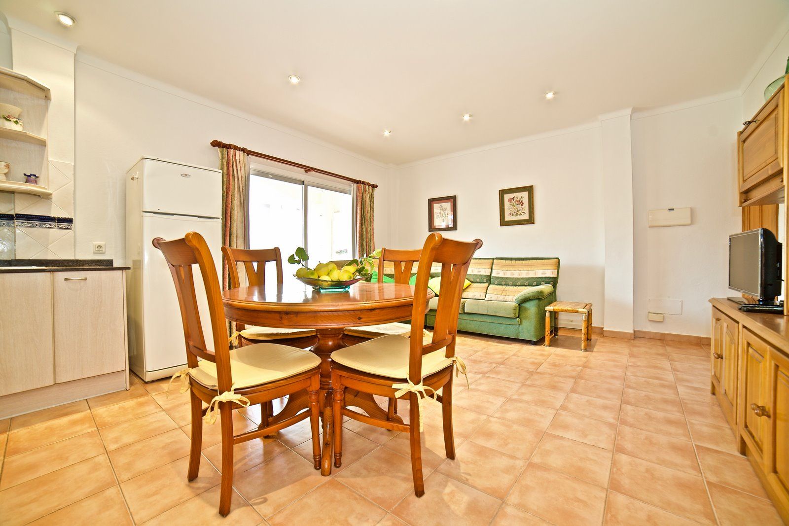 3-1184-Villasyfincasmallorca.jpg Piso amueblado con terraza en alquiler en Colonia de Sant Jordi