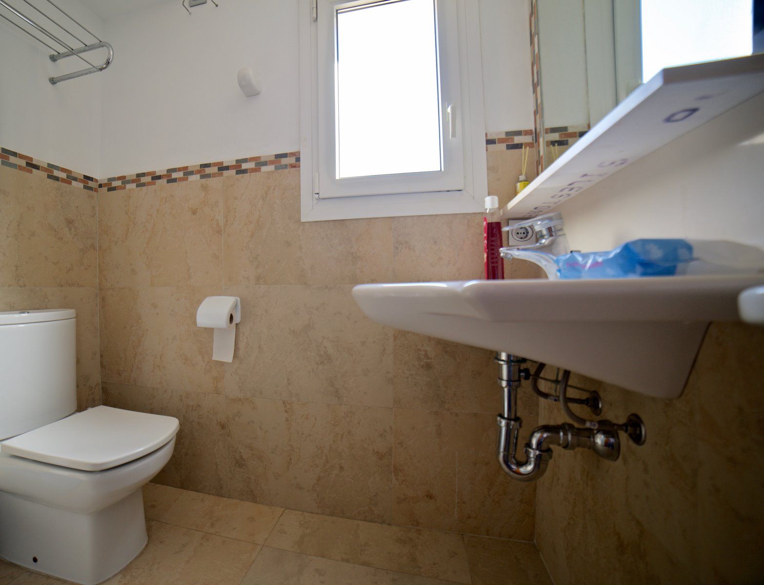 3-1185-Villasyfincasmallorca.jpg Meerfront-Wohnung mit Meerblick in Colonia de Sant Jordi