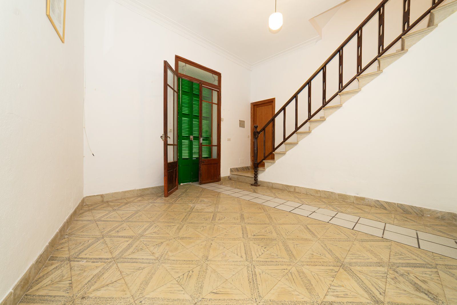 3-1234-Villasyfincasmallorca.jpg Village House with Potential for Sale in Ses Salines, Mallorca