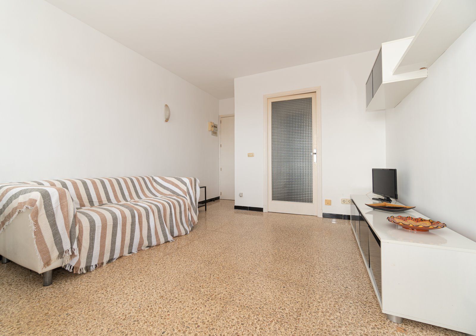 3-701-Villasyfincasmallorca.jpg Furnished Apartment With Sea View Terrace in Colonia de Sant Jordi