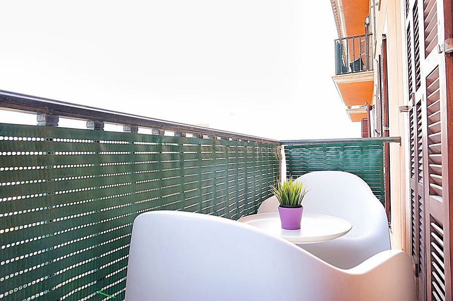 Piso exterior luminoso con balcón en venta en Llucmajor