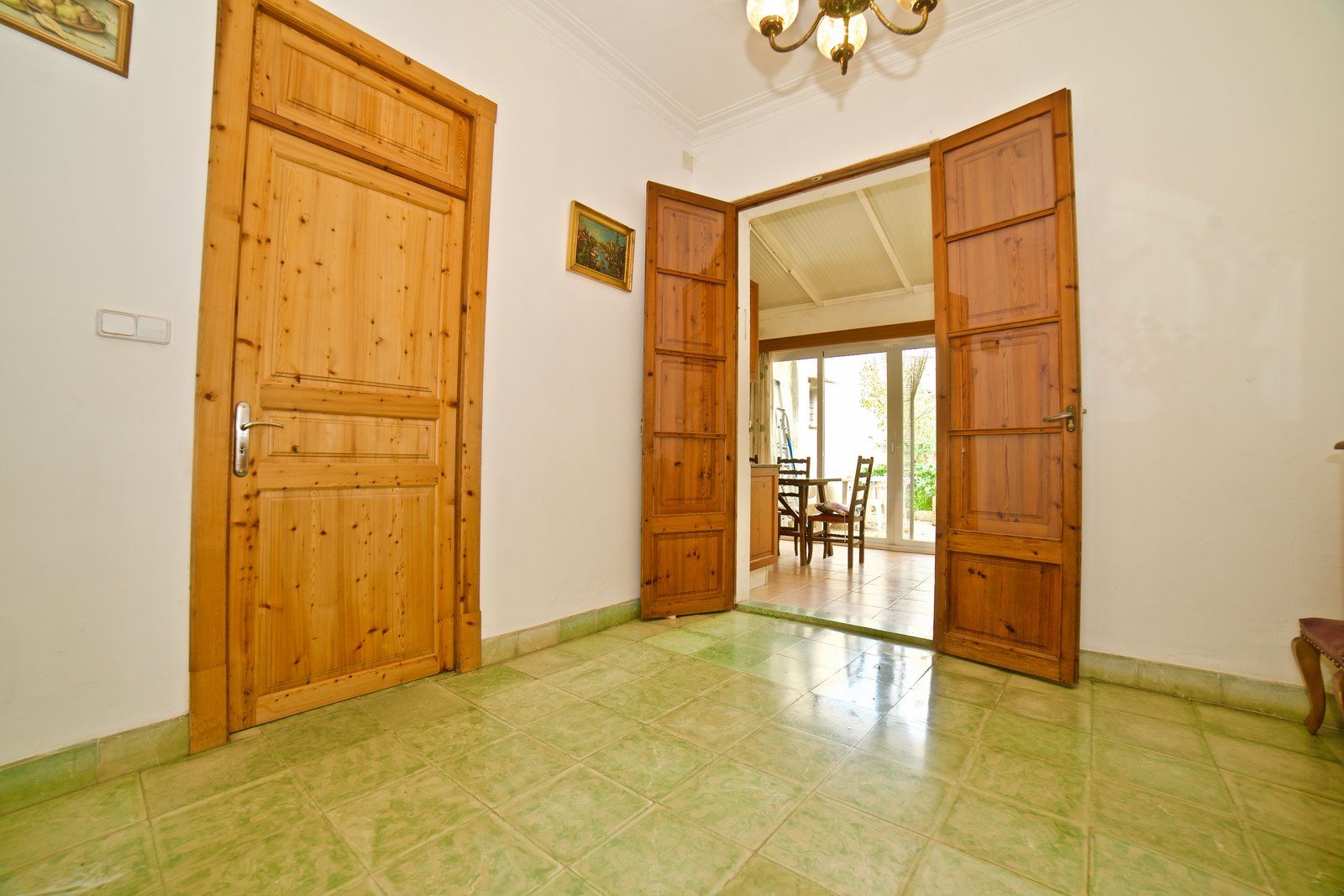 Village House for Rent in Campos with Courtyard and Terrace