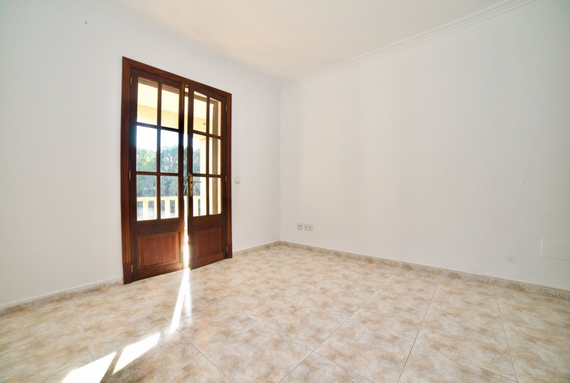 Sea View Ground-Floor Apartment for Rent in Cala Santanyí