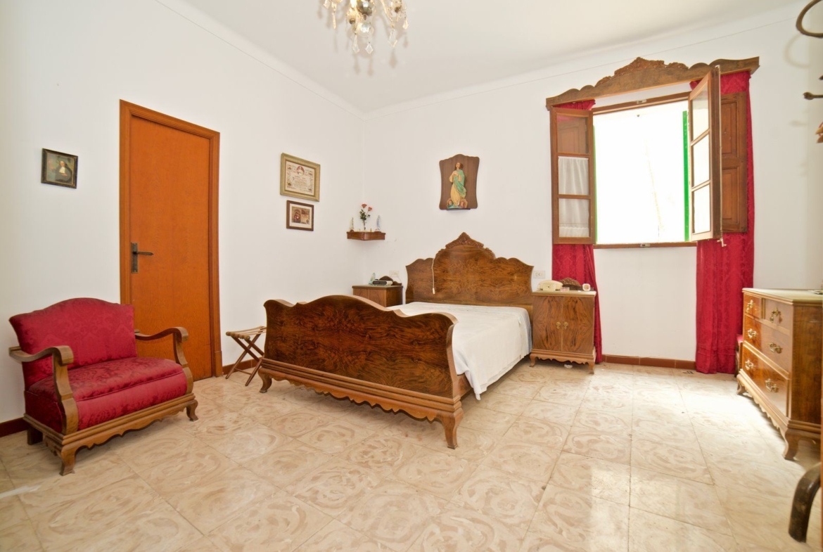 Casa de pueblo en Llucmajor con terraza y 4 habitaciones
