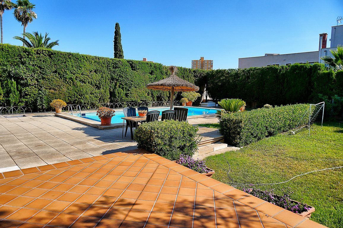 Villa mit Pool und Garten, 6 Schlafzimmer, zehn Minuten von Palma