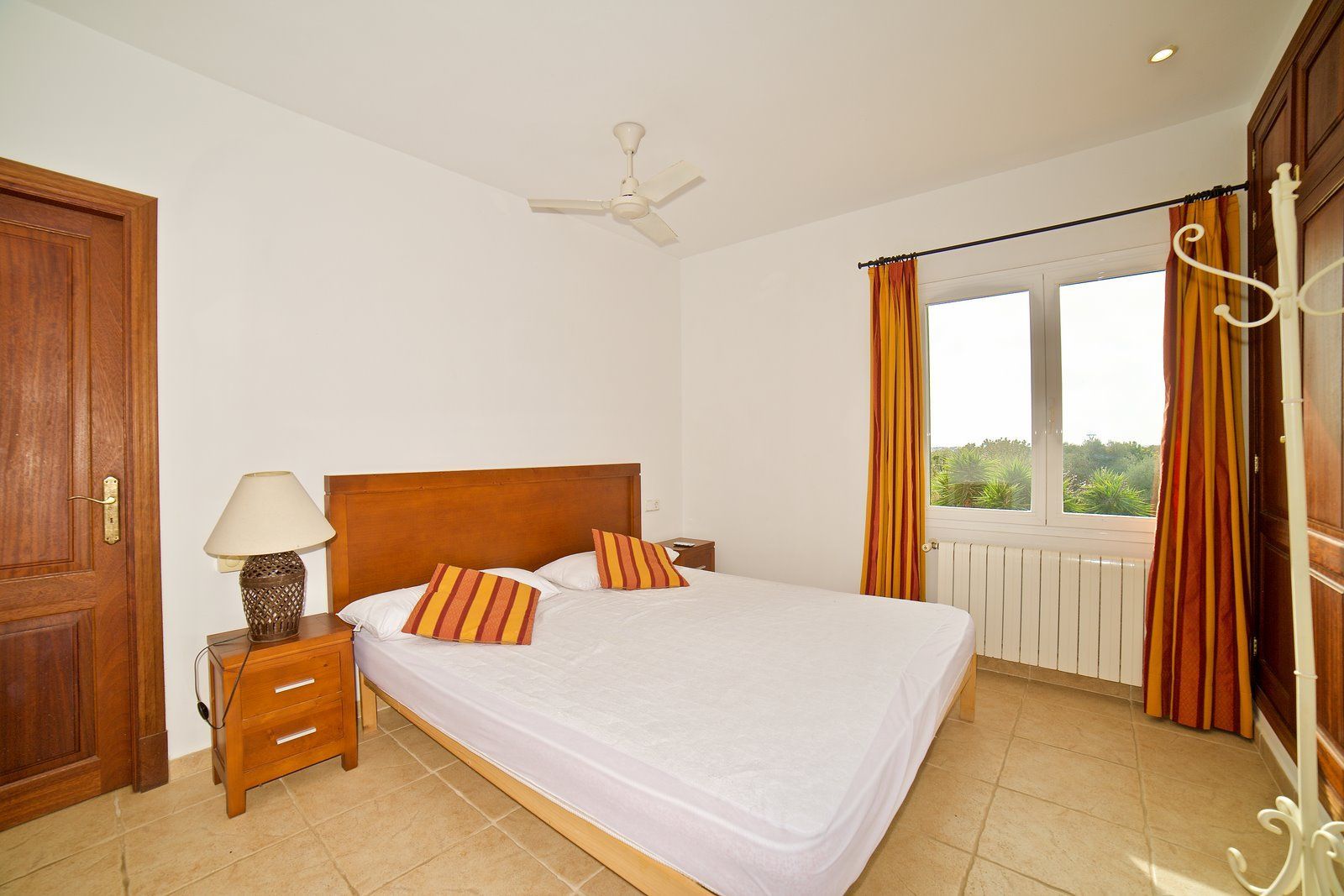 31-Villasyfincasmallorca.jpg Landhaus mit Pool und Meerblick bei Portocolom, Santanyí