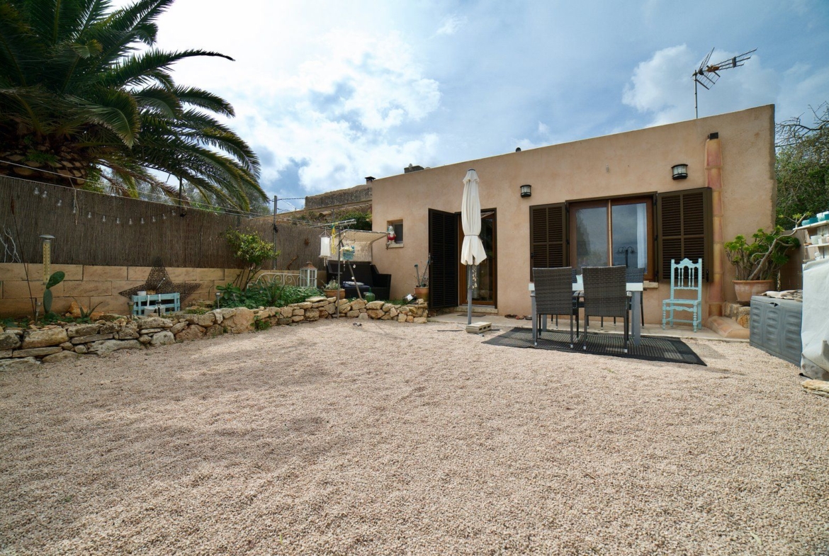 Renovated Village House with Garden for Rent in Ses Salines