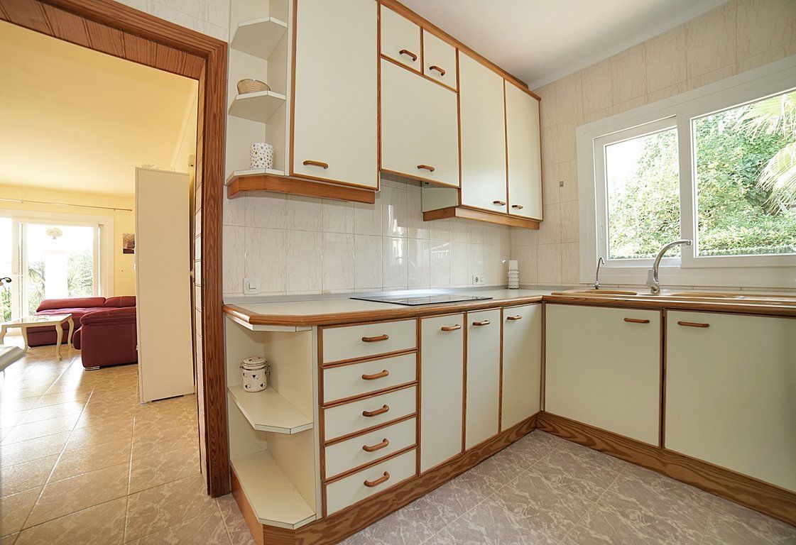 Chalet en Portocristo Novo con piscina y apartamento independiente — 900 m de Cala Anguila
