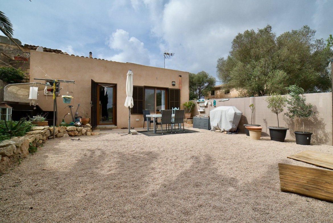 Renovated Village House with Garden for Rent in Ses Salines