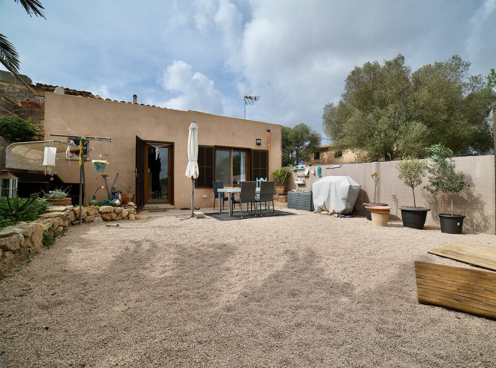 33-2047-Villasyfincasmallorca.jpeg Renovated Village House with Garden for Rent in Ses Salines