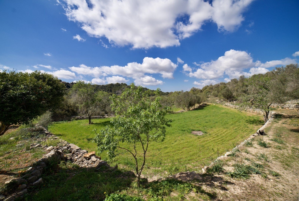 Centuries-Old Stone Farmhouse for Sale Near Es Carritxó, Felanitx