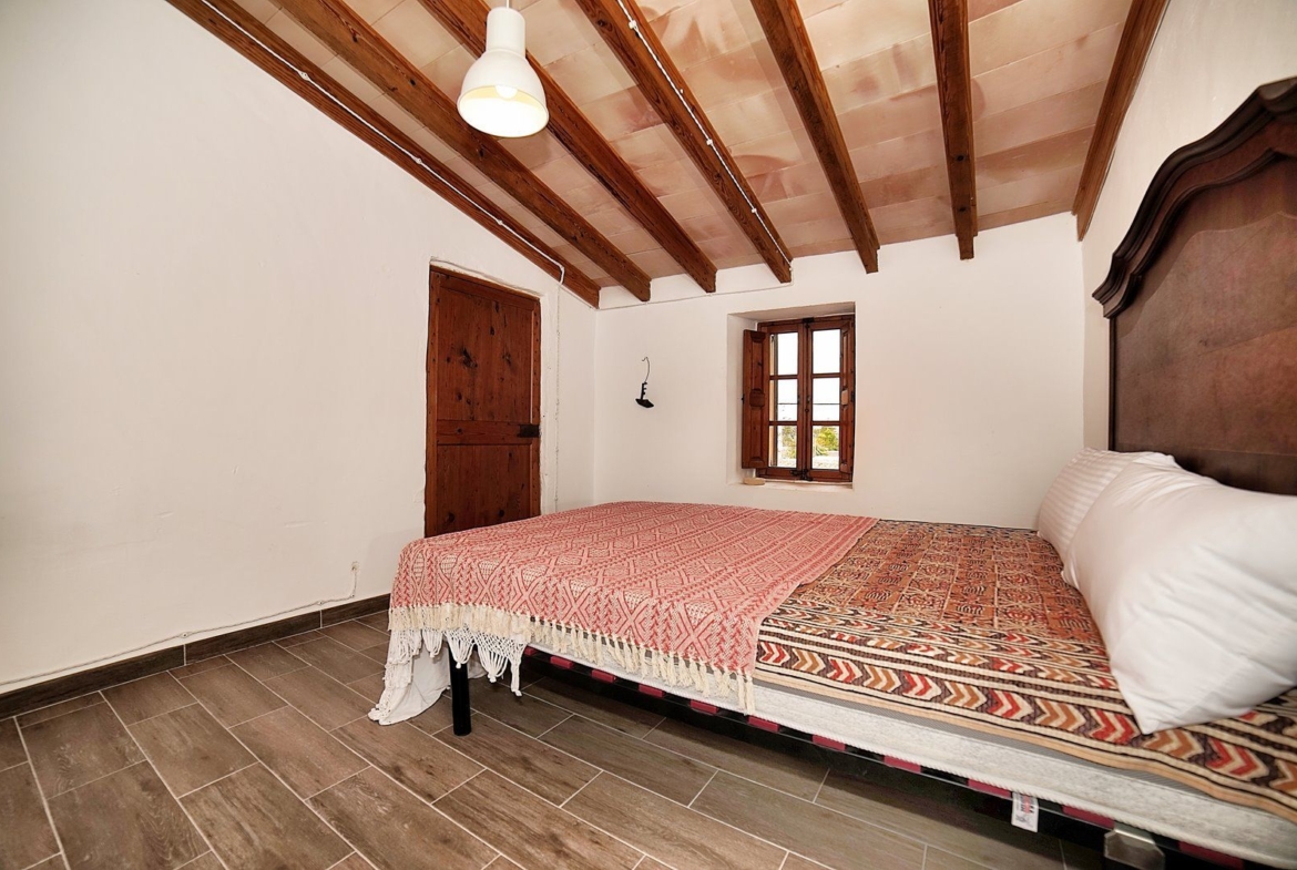 Casa de pueblo en alquiler en Ses Salines con jardín y terraza