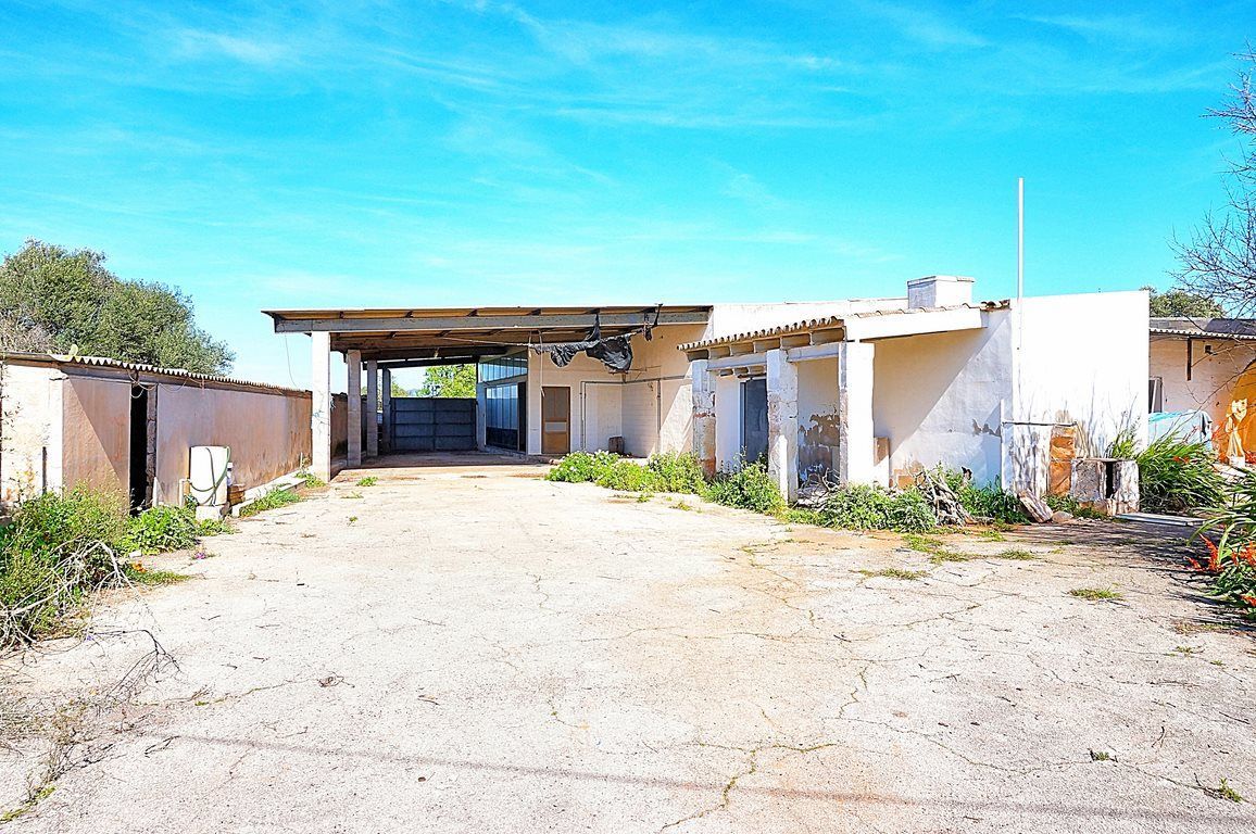 Casa de pueblo en Es Llombards, Santanyí – 4 hab. y 5.928 m² de parcela
