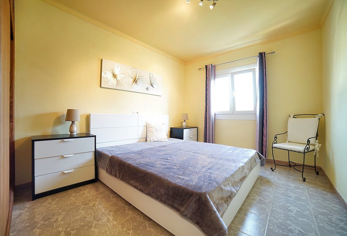 Chalet en Portocristo Novo con piscina y apartamento independiente — 900 m de Cala Anguila