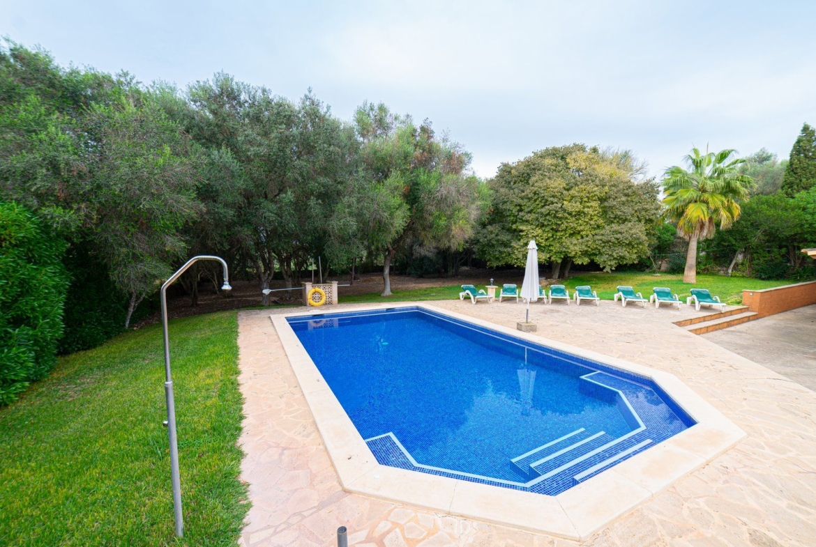 Country House with Pool Near C’as Concos, Felanitx