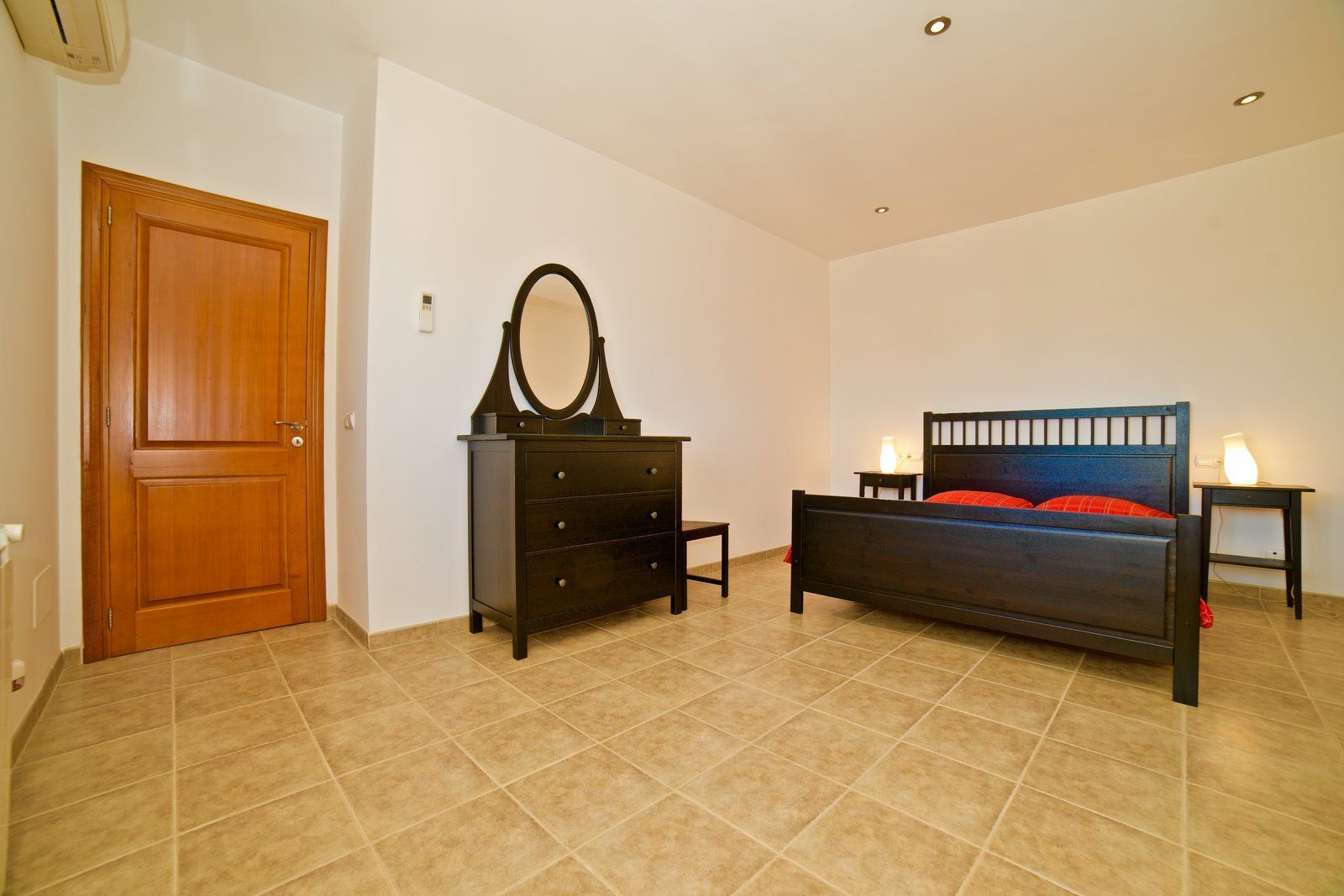 Country Home for Rent with Private Pool Near Campos