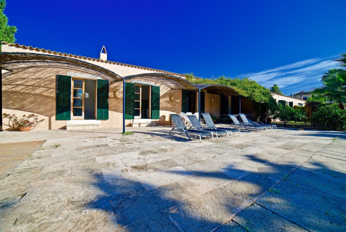 Chalet mit Pool zur Saisonmiete in Es Llombards, Südost-Mallorca