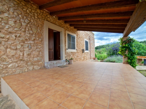 Landhaus mit Pool und Meerblick bei Santanyí – Mallorca