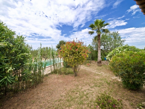 Landhaus mit Pool und Meerblick bei Santanyí – Mallorca