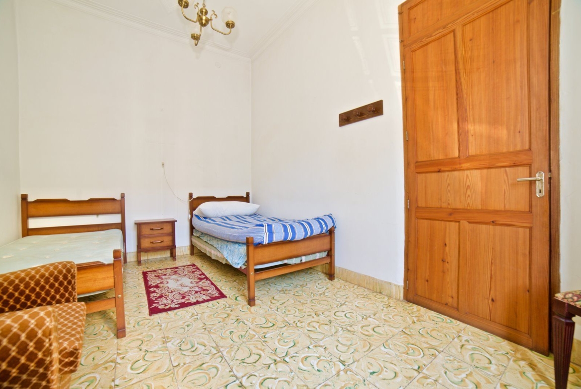 Stadthaus mit Garten und Garage in Campos, Mallorca
