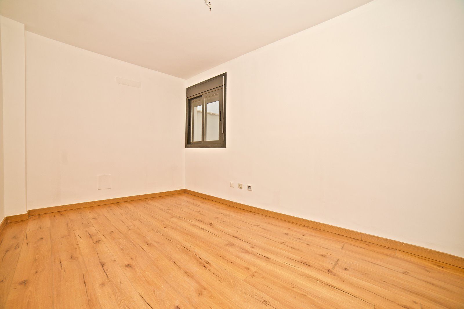 4-1183-Villasyfincasmallorca.jpg Unmöblierte 3-Zimmer-Wohnung zur Miete mit Aufzug im Zentrum von Campos