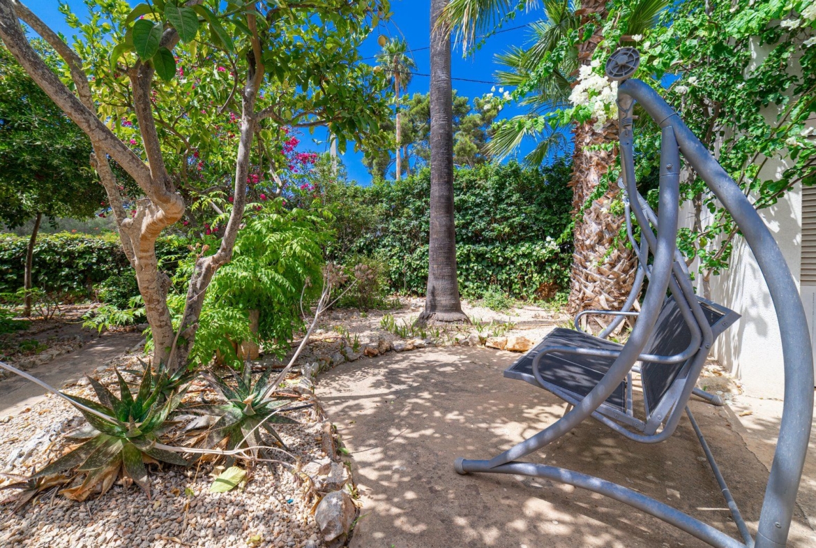 Private Villa with Pool & Garden in Portopetro, Mallorca
