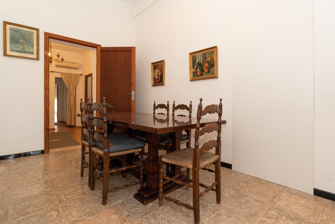 Apartment with Terrace for Rent in Ses Salines, Mallorca