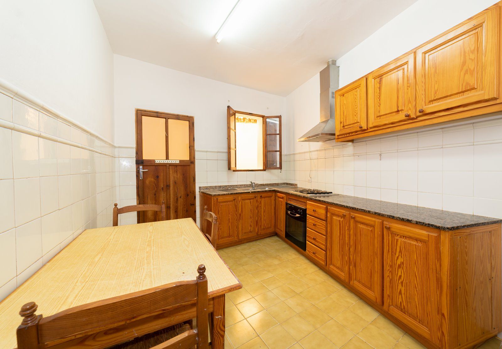Townhouse for Rent in Ses Salines with Rooftop Terrace