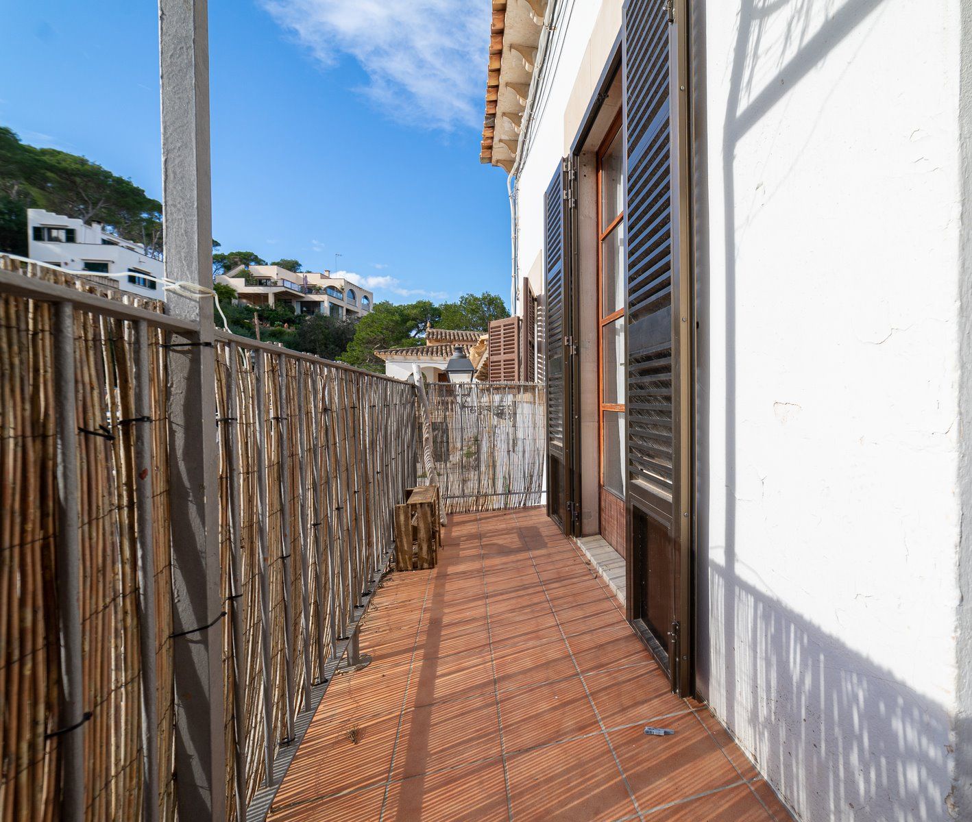 4-1237-Villasyfincasmallorca.jpg Alquiler junto al mar en Cala Figuera: loft rústico con terraza y vistas