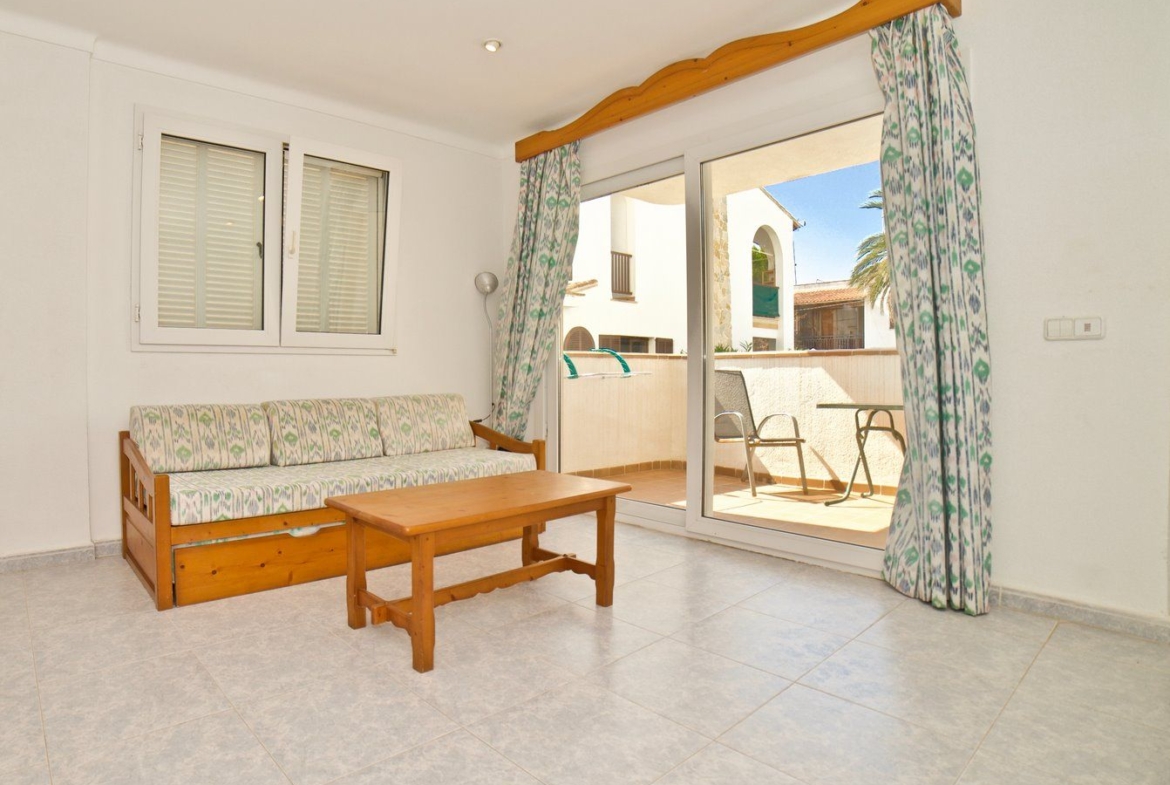 Apartamento en alquiler en Colonia de Sant Jordi con piscina y terraza