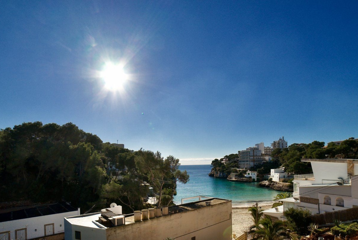 Sea View Ground-Floor Apartment for Rent in Cala Santanyí