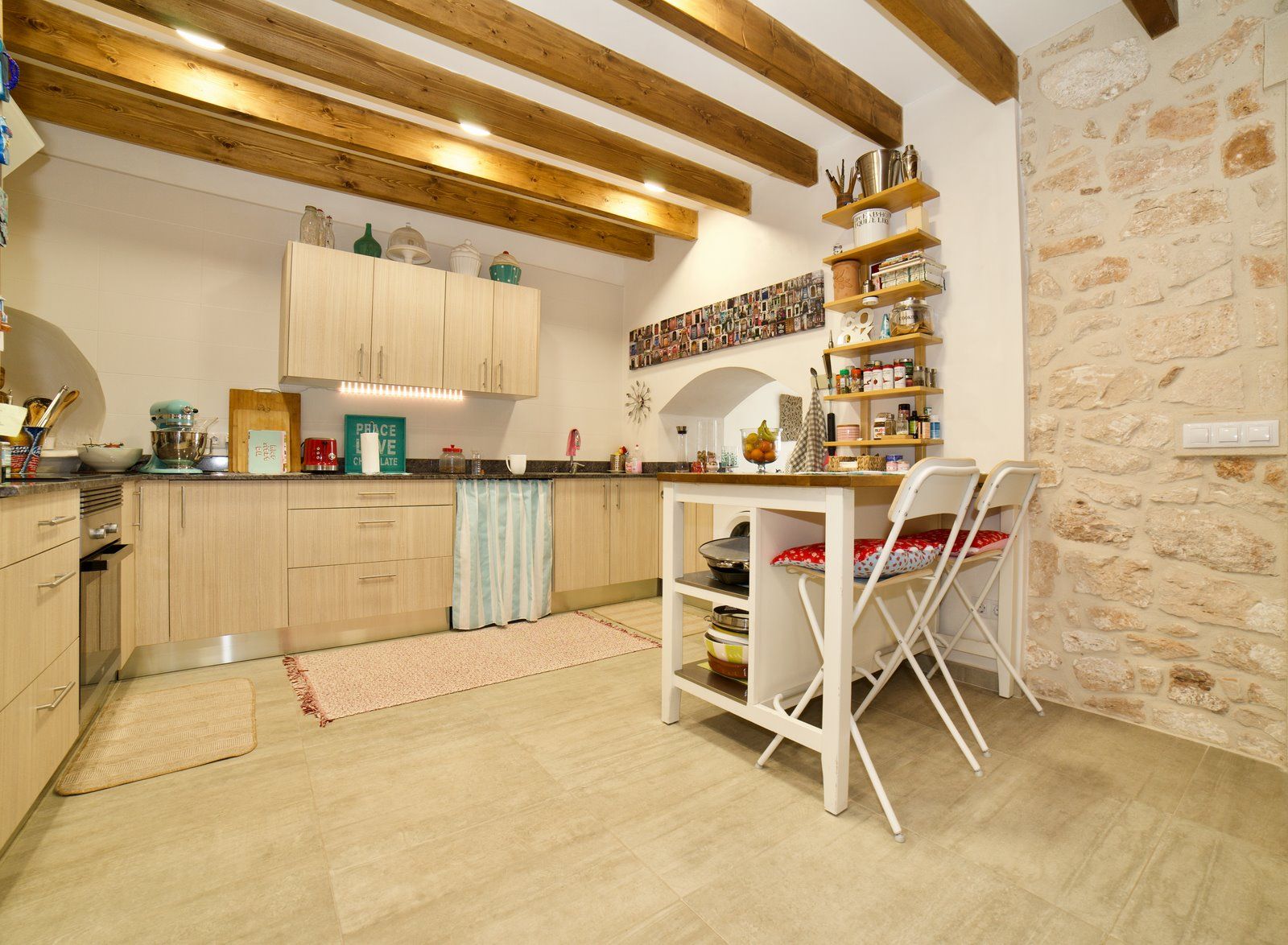 4-2047-Villasyfincasmallorca.jpeg Renovated Village House with Garden for Rent in Ses Salines