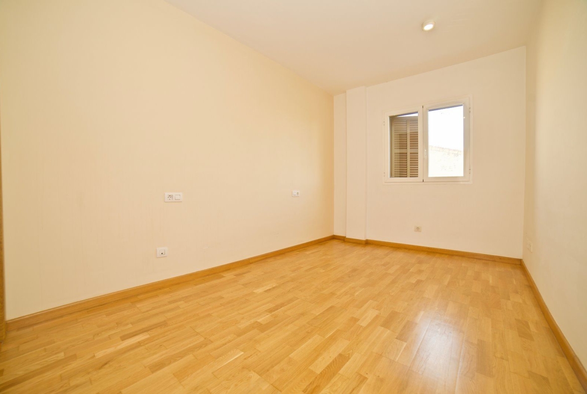 2-Bedroom Apartment for Rent in Campos, Mallorca