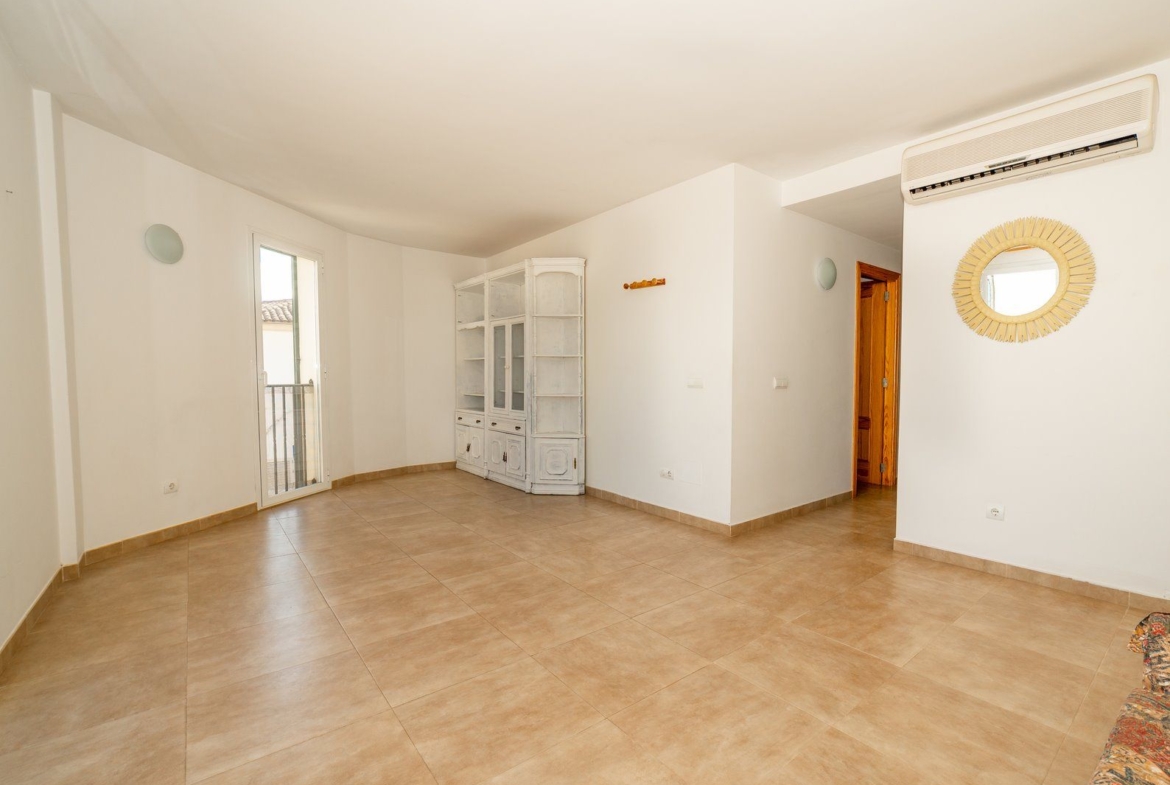 Piso en alquiler en Campos con ascensor, 2 hab. y 2 baños