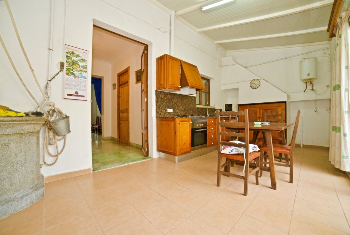Village House for Rent in Campos with Courtyard and Terrace