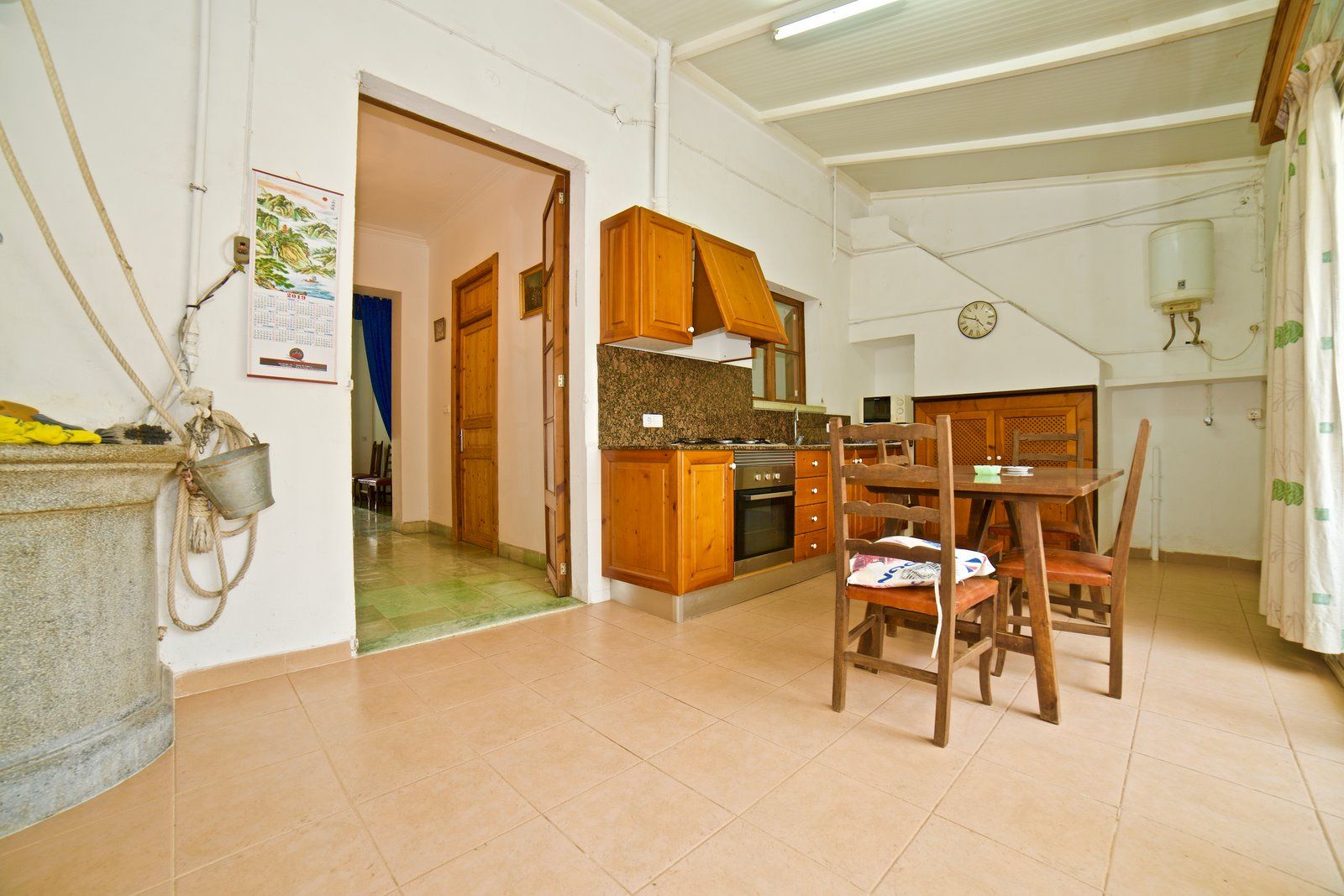 Village House for Rent in Campos with Courtyard and Terrace