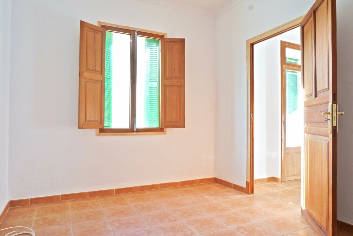 Alquiler casa de pueblo en Ses Salines con gran patio privado