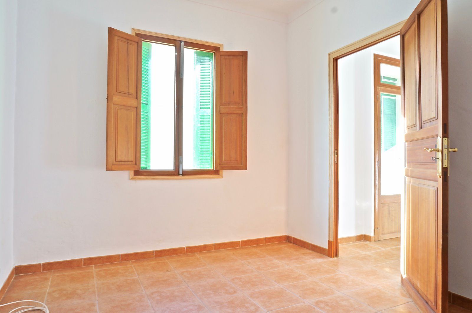 4-971-Villasyfincasmallorca.jpg Alquiler casa de pueblo en Ses Salines con gran patio privado