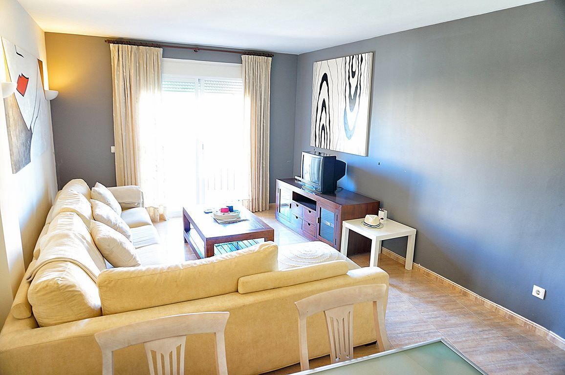 Piso con terraza en Campos, 2 habitaciones y mucha luz
