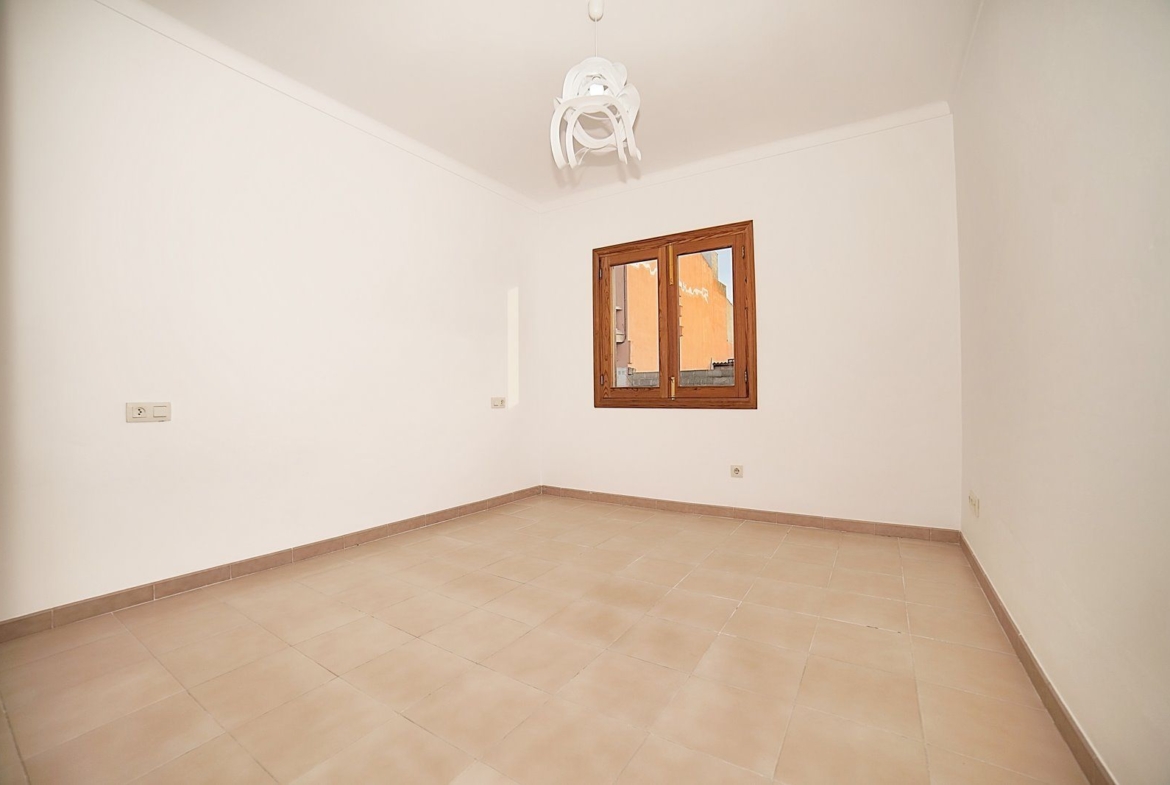 Renovated Village House with Pool for Rent in Ses Salines