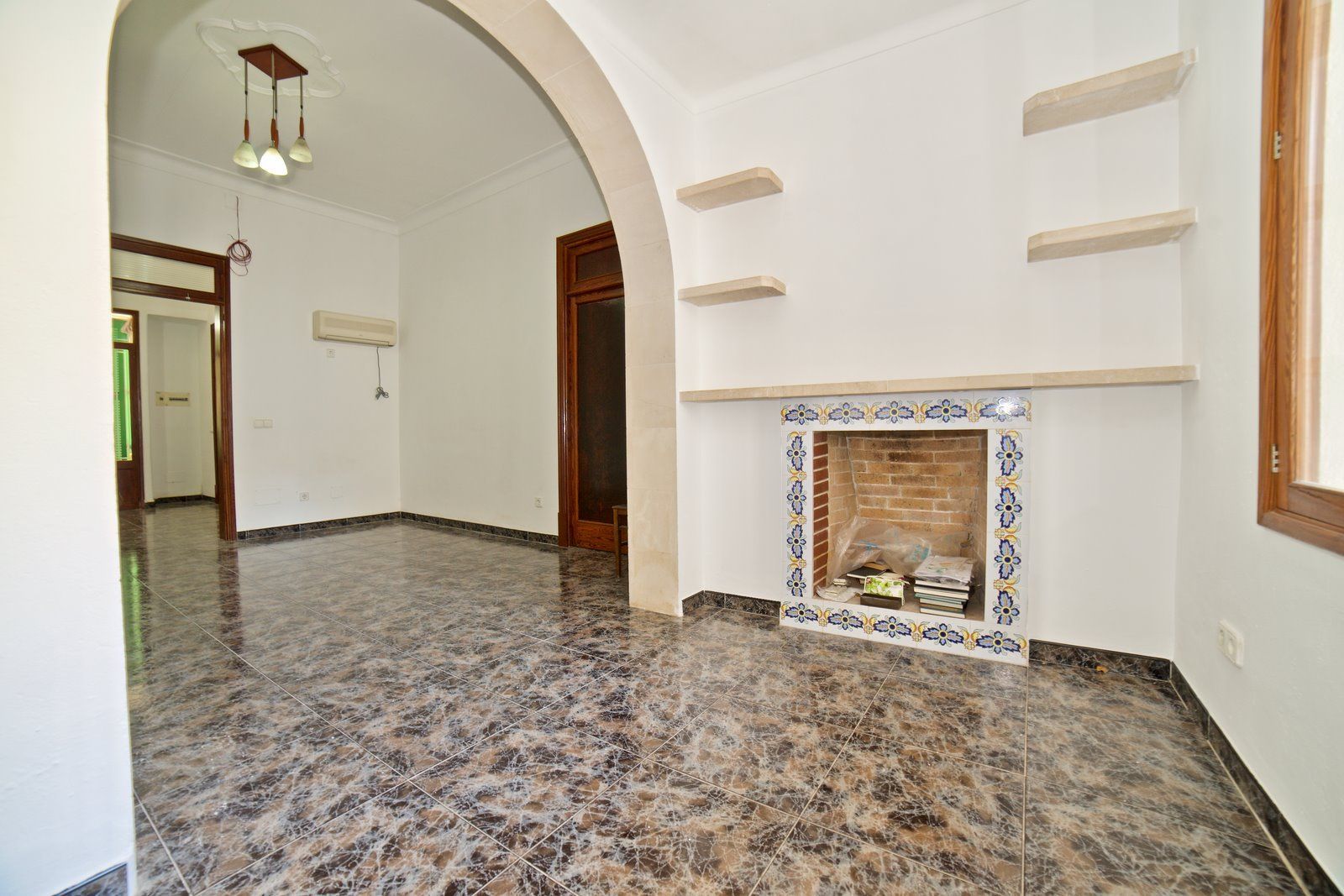 4-Villasyfincasmallorca-14.jpg Renoviertes Stadthaus zur Miete in Ses Salines: 150 m² mit Patio