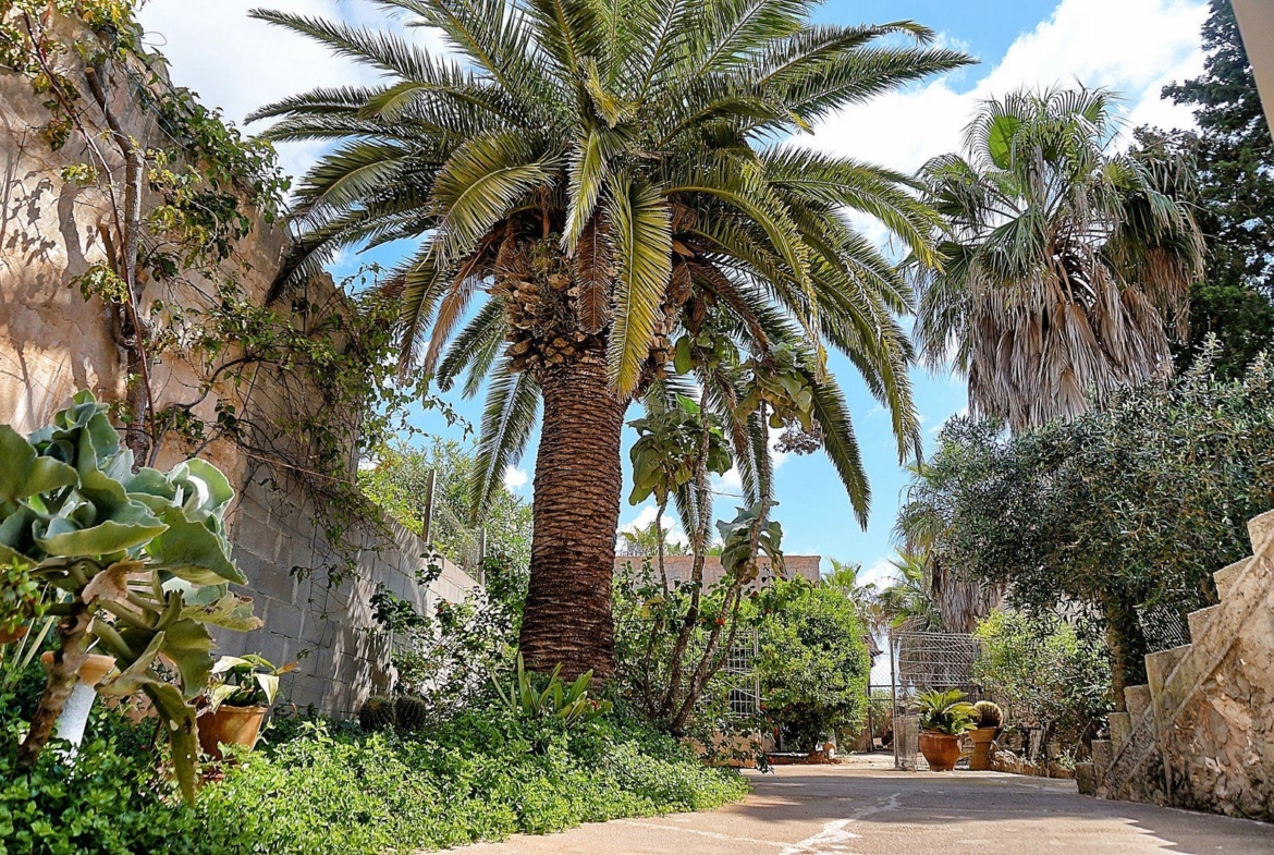 Casa de pueblo en alquiler en Es Llombards con patio y chimenea